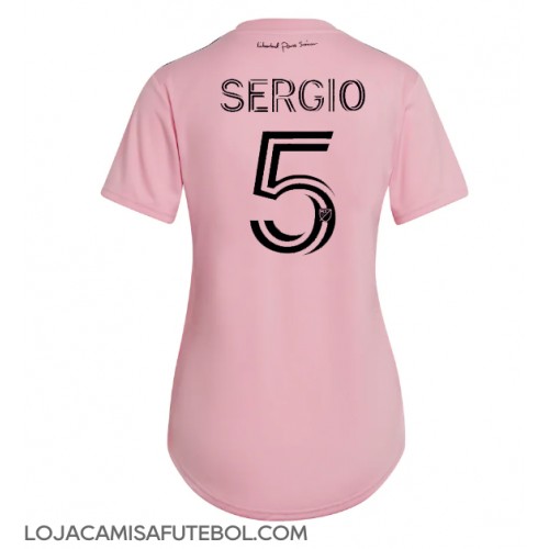 Camisa de Futebol Inter Miami Sergio Busquets #5 Equipamento Principal Mulheres 2023-24 Manga Curta
